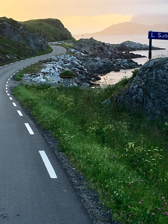 Lofoten Fjord Lodge Saupstad  Экстерьер фото